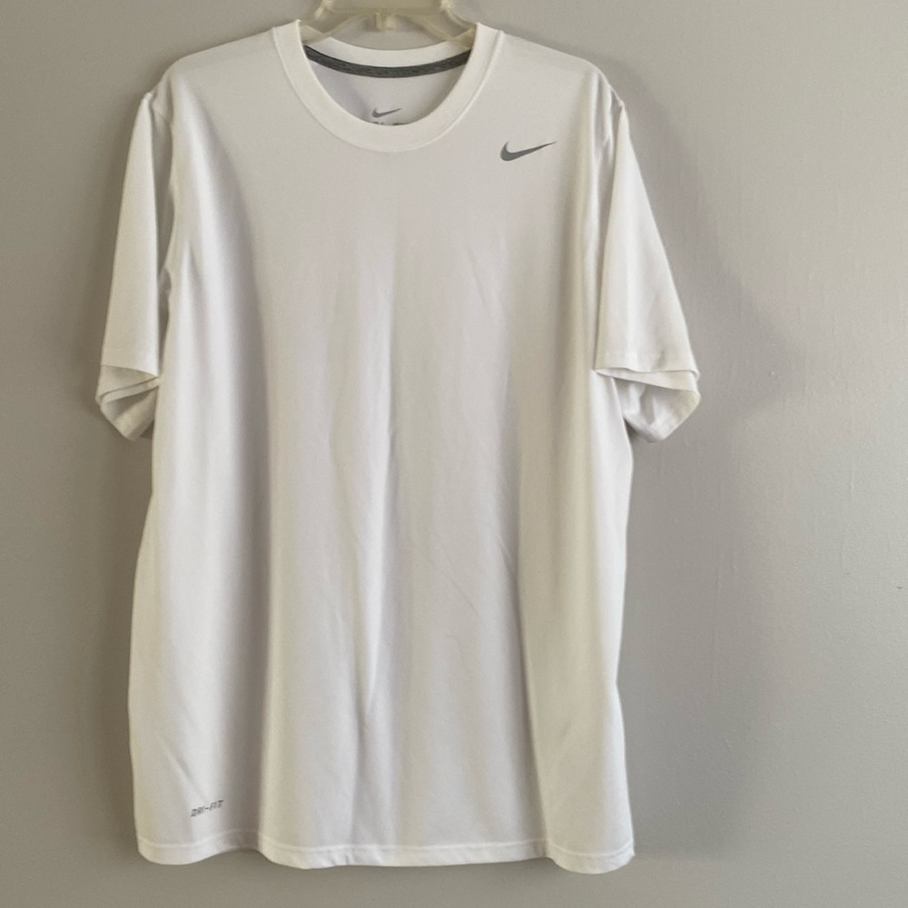 Men's Nike sports shirt size L